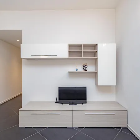 Appartamento Bergamo 27 *